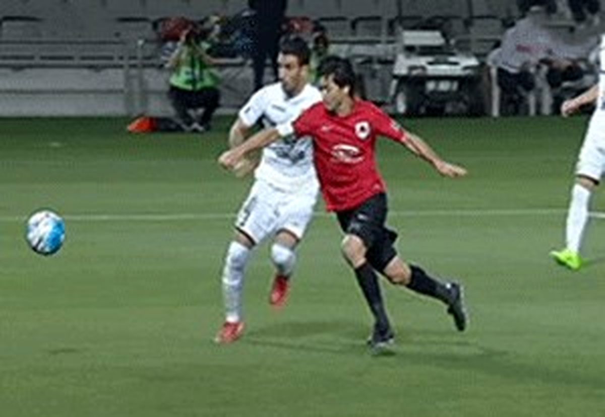 صحنه‌ی مشکوک بازی الریان-پرسپولیس + عکس