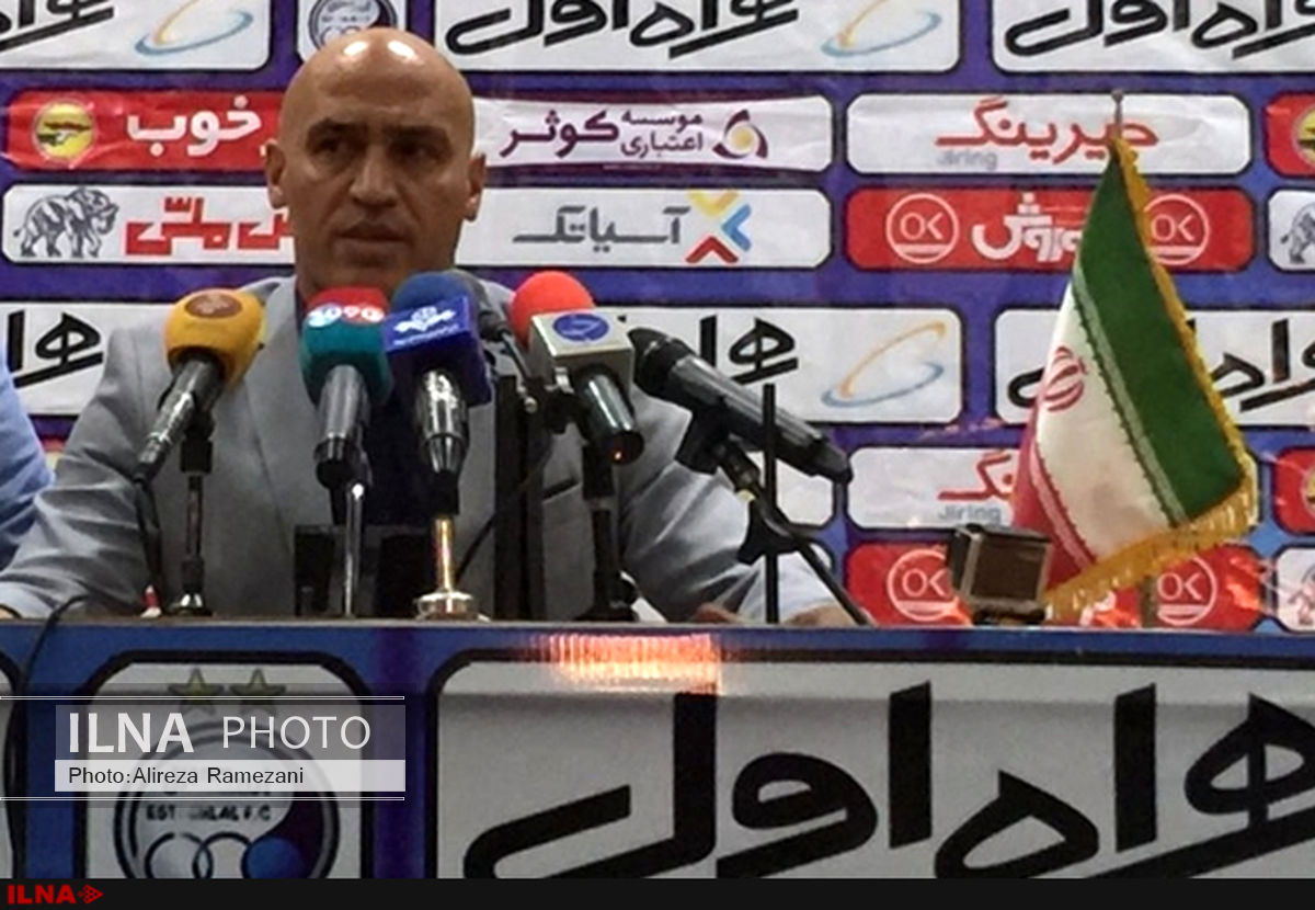 منصوریان: کاوه رضایی اگر دقت می‌کرد گل می‌زدیم/ اصلا از نتیجه راضی نیستم!