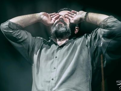 نمایش «سالگشتگی» به اجرای ویژه رسید