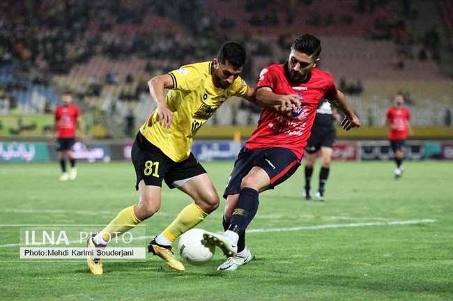 گزارش تصویری بازی سپاهان اصفهان و نساجی قائم شهر