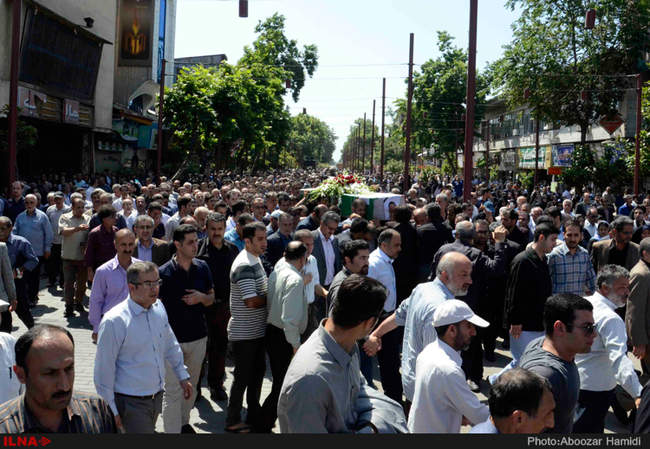 مراسم تشییع پیکر روح الله قهرمانی چابک استاندار سابق گیلان 