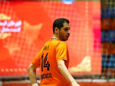 آقای گل فوتسال با مس سونگون تمدید کرد