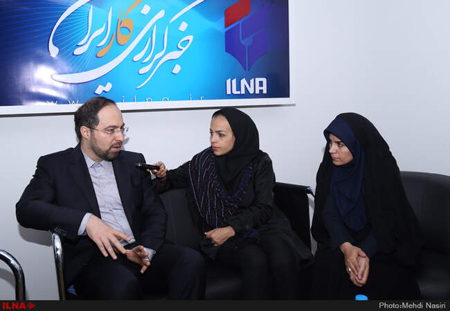 مهمانان غرفه ایلنا در هفتمین روز نمایشگاه مطبوعات و خبرگزاری‌ها/1