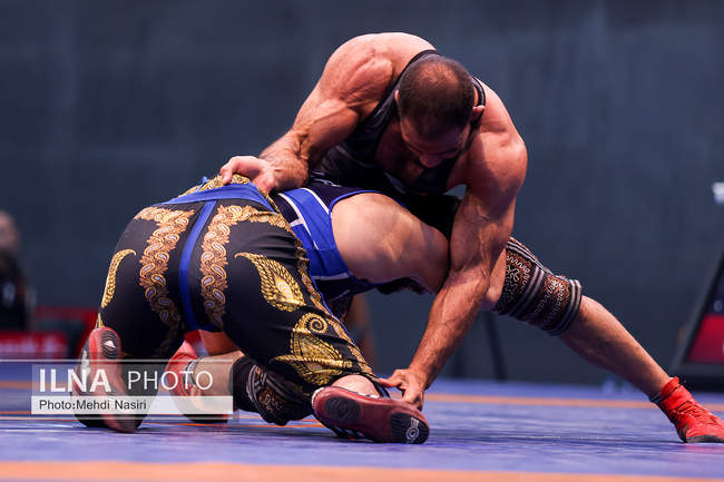 گزارش تصویری از رقابت‌های کشتی تعیین پهلوان سال ۱۴۰۴