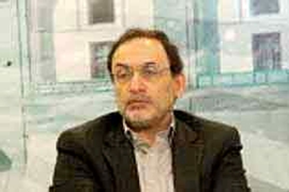 از اظهار نظرهای سازنده و کارشناسانه جهت پیشبرد طرح‌های فنی در اصفهان استقبال می‌کنیم