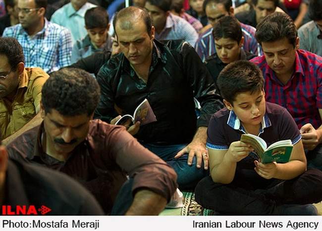 مراسم احیاء شب نوزدهم ماه رمضان در امامزاده هلال ابن علی شهرستان آرا