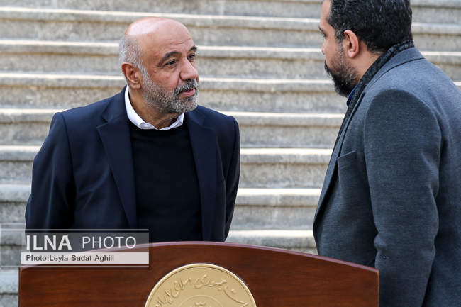 حاشیه جلسه هیات دولت - 17 دی