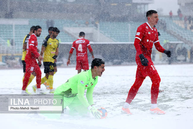 گزارش تصویری بازی پرسپولیس و سپاهان اصفهان