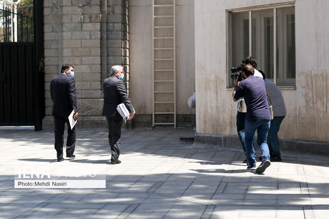 در حاشیه جلسه امروز هیئت دولت 