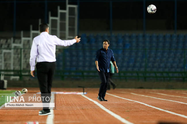 دیدار تیم های فوتبال پرسپوایس تهران و گل گهر سیرجان