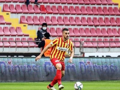 پاسخ مجید حسینی به پیشنهاد کارتال و پرسپولیس