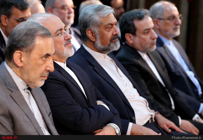 دیدار وزیر و مسئولان وزارت خارجه و جمعی از دیپلمات‌های کشور با مقام 