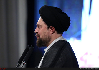 درون هر سیاستمداری یک هیتلر بالفعل وجود دارد/ فتح افکارعمومی در برجام رخ داد/تردید ندارم که از گردنهها عبور میکنیم