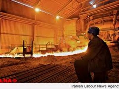 معوقات بازنشستگان فولاد پرداخت نشده/ با ادغام در تامین اجتماعی مخالفیم