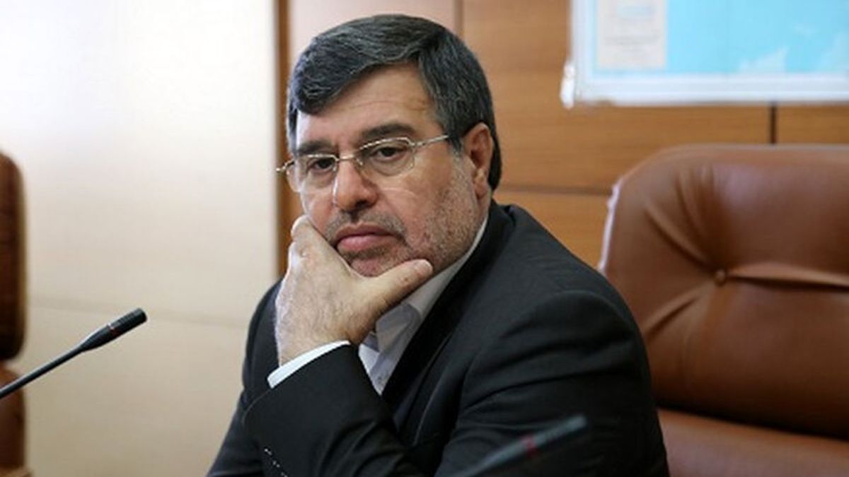 نشان دادیم که ایران، ونزوئلا و کشورهای ترسوی حوزه خلیج فارس نیست/ احتکار و گران‌فروشی در شرایط جنگی همسویی با دشمن است/ فعلا مصارف‌ غیرضروری را کنار بگذاریم