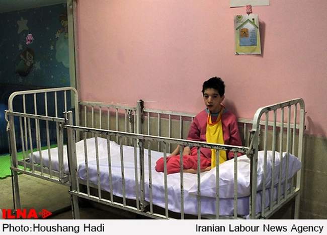 بازدید وزیر تعاون، کار و رفاه اجتماعی از «مرکز خیریه آموزش معلولین ج