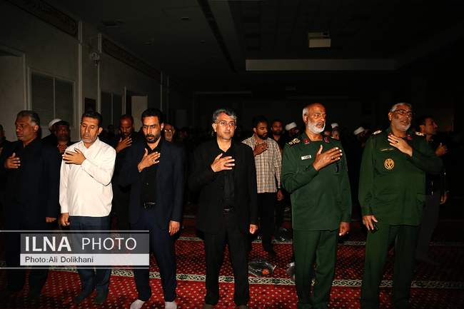 مراسم گرامی داشت شهادت رئیس جمهور و همراهان در بندرعباس