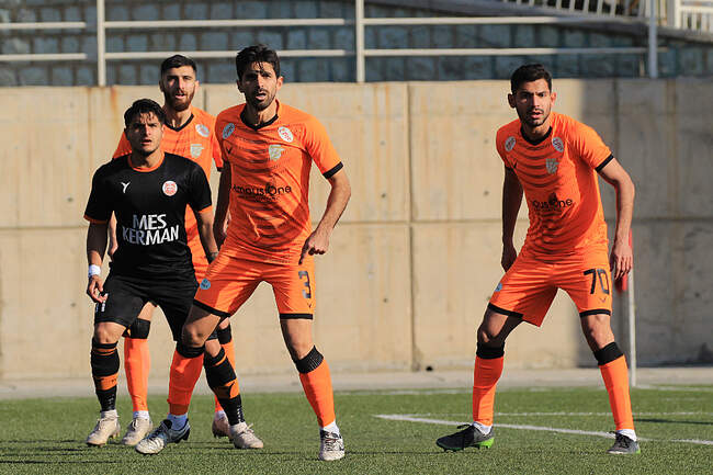 ایمان اکبری