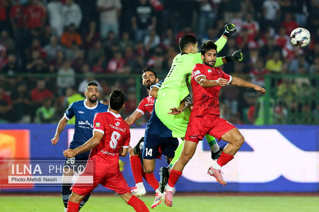 گزارش تصویری دیدار پرسپولیس و گل گهر سیرجان