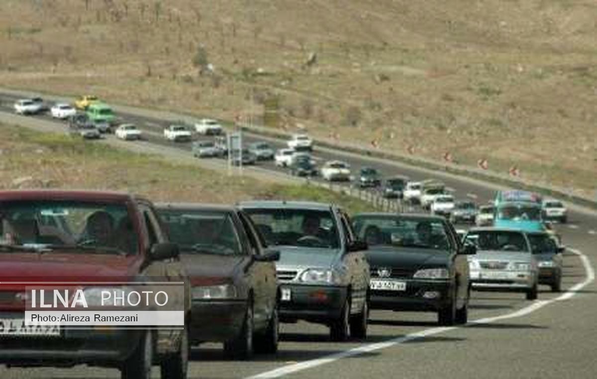 افزایش تردد وسایل نقلیه در محورهای مواصلاتی 