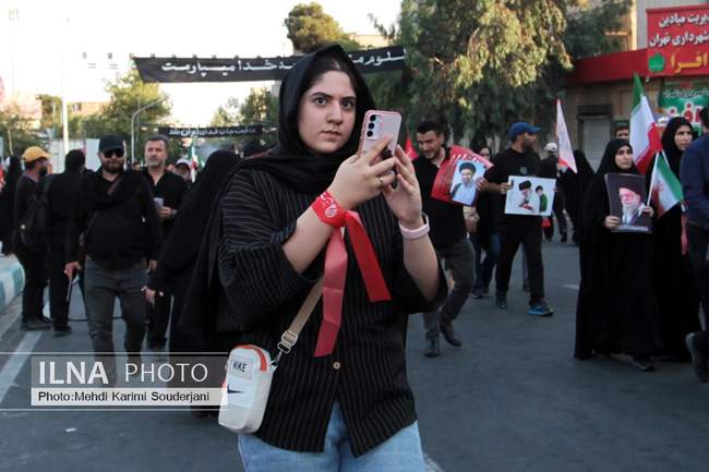  دومین روز مراسم وداع با رهبر شهید انقلاب در مصلای تهران/ 9