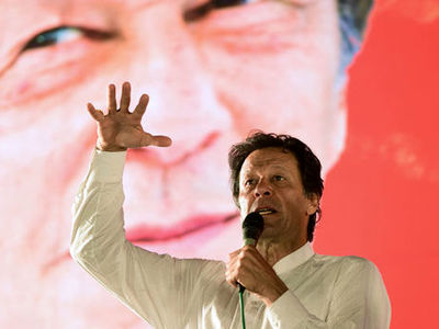 شبه‌نظامیان طالبان عمران خان را به مرگ تهدید کرد
