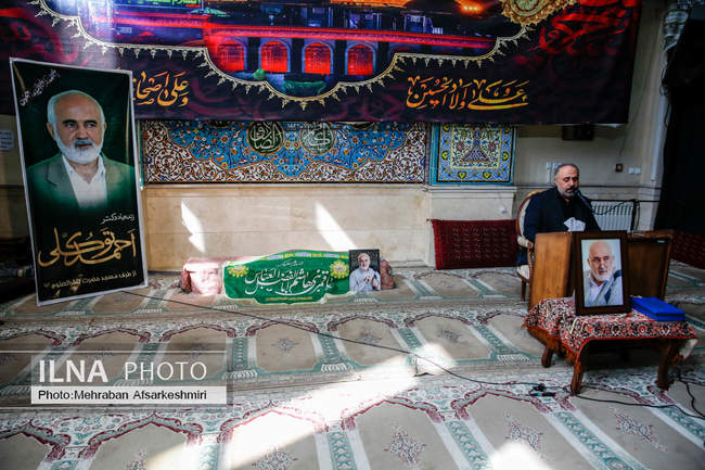 تشییع پیکر «احمد توکلی»