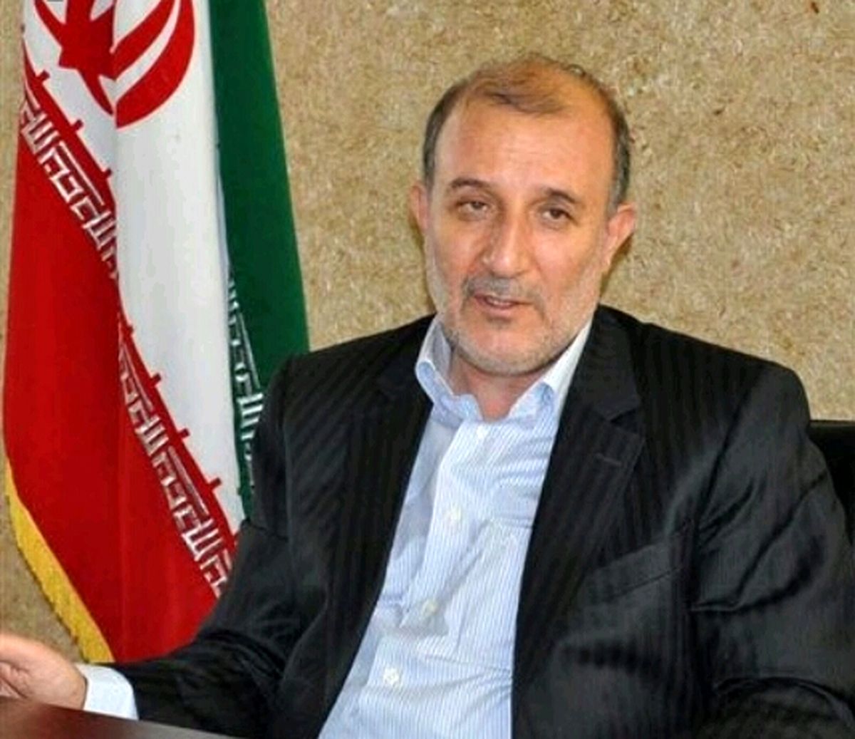 البرز به عنوان قطب گردشگری دیده شود 