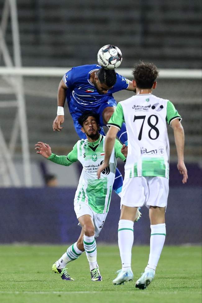 گزارش تصویری از دیدار استقلال و خیبر خرم‌آباد