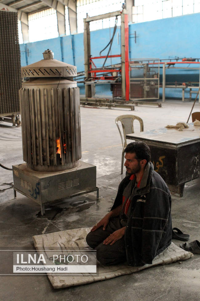 کارگران خسته نمی‌شوند/2