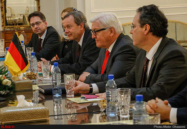 دیدار محمد جواد ظریف وزیر امور خارجه کشورمان با فرانک والتر اشتن مای�