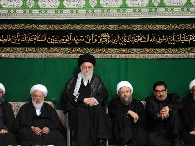 پنجمین شب عزاداری اباعبدالله الحسین(ع) با حضور رهبر انقلاب برگزار شد