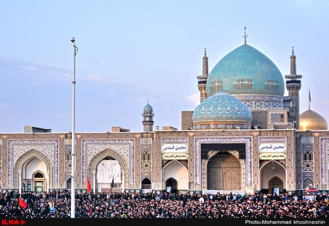 مراسم وداع با پیکر شهید حججی در حرم مطهر امام رضا (ع)
