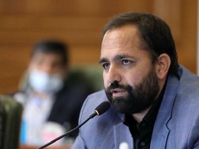 توزیع قبوض از طریق پرسنل شهرداری شأن آنان را خدشه‌دار می‌کند