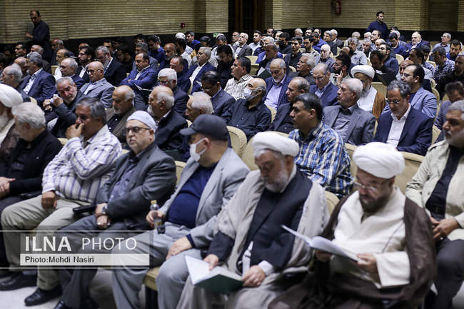 مراسم ترحیم پرویز داوودی عضو مجمع تشخیص مصلحت نظام 
