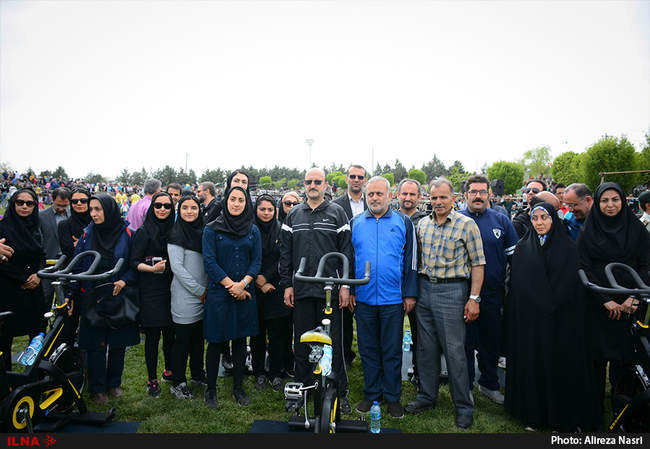 همایش بزرگ پیاده روی خانوادگی در قزوین