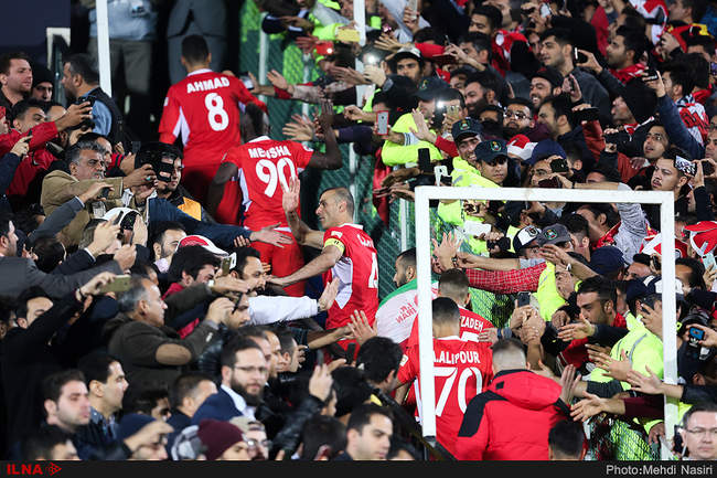 مراسم اهدای جام قهرمانی به تیم کاشیما آنتلرز 