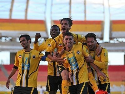 سپاهان 2- نفت تهران 1 / بردی که ویسی را روانه بیمارستان کرد