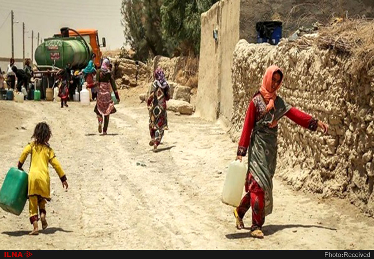 قاچاق در مناطق مرزی از سر ناچاری است/ دولت سهمیه سوخت مرزنشینان را بدهد/ شهرک‌های صنعتی مرزی غیرفعال هستند