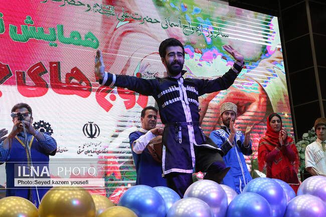 همایش تجلیل از زوج‌ های جوان در تبریز 