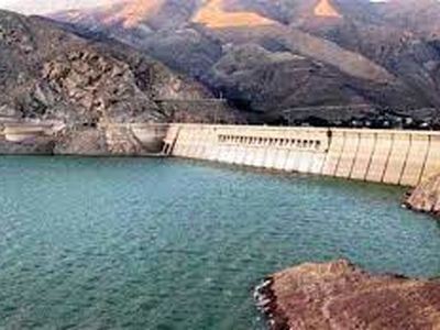 بارش‌های اخیر نتوانست حجم آب ذخیره سدهای استان را افزایش دهد/افزایش 2 برابری دِبی ورودی آب به سدهای مرکزی 