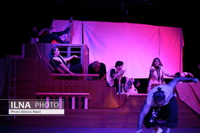 استرالیا مهمان تئاتر شهر قزوین به روایت تصویر