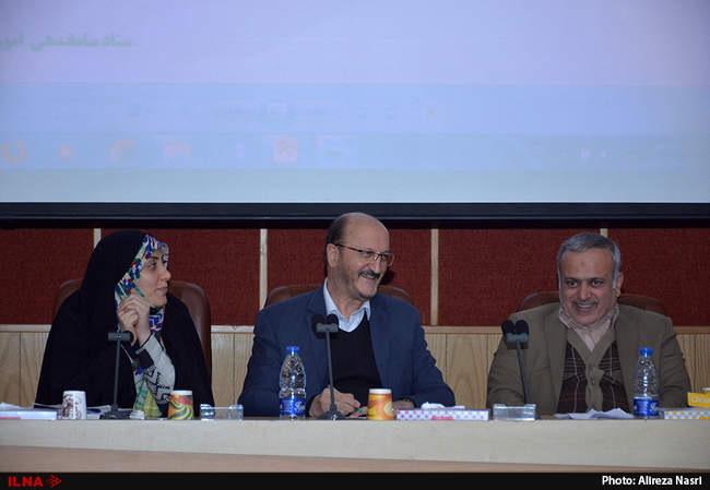 گفت و گوی بی واسطه جوانان با مسئولان استان قزوین