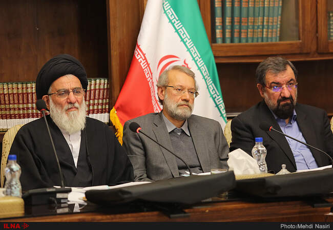 از رایزنی احمدی‌نژاد با دبیر شورای عالی امنیت ملی تا جای خالی روسای ۲ قوه در جلسه امروز مجمع تشخیص