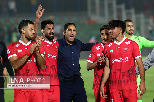 گزارش تصویری تیم‌های پرسپولیس و ذوب آهن اصفهان