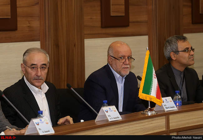 امضای تفاهمنامه بین شرکت ملی نفت و گازپروم نفت روسیه