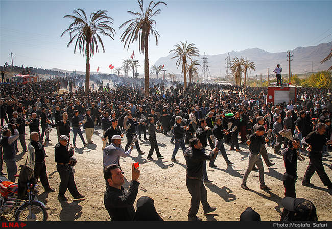 مراسم خیمه سوزان در طاقانک چهارمحال و بختیاری