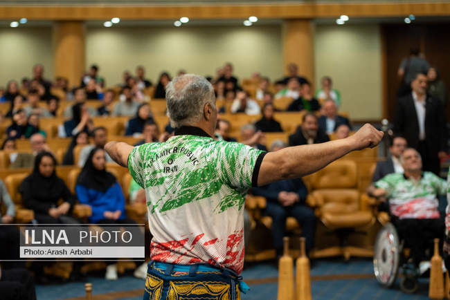 آیین تجلیل از قهرمانان سرافراز پارالمپیک ایران با حضور پزشکیان و دنی