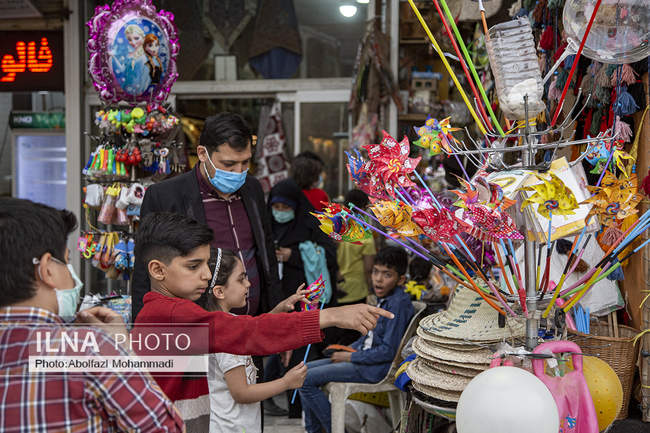 گردشگران نوروزی در مجموعه تاریخی امیرچقماق