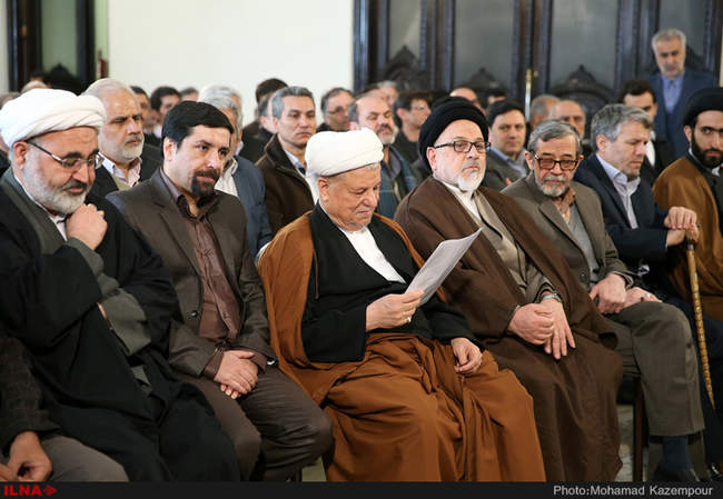 دیدار جمعی از فرماندهان دفاع مقدس با آیت الله هاشمی رفسنجانی